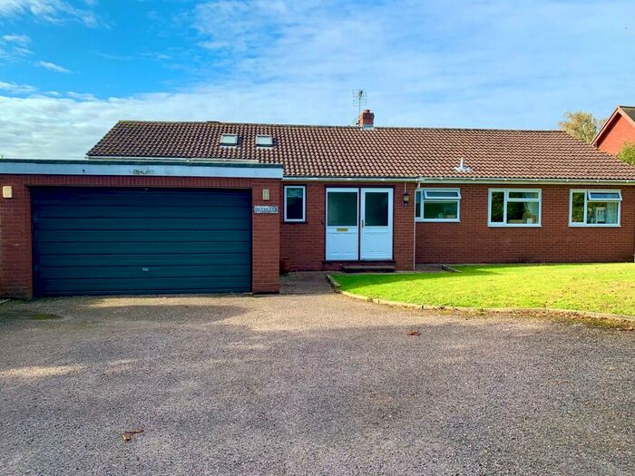 3 Bedroom Detached Bungalow To Rent In Green Lane, Exton, EX3
