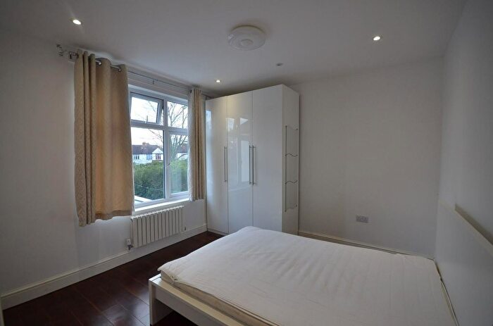 1 Bedroom Property To Rent In Rosslyn Crescent, Wembley, Middlesex, HA9