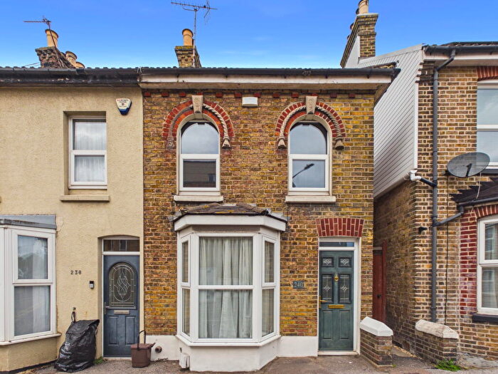 2 Bedroom Terraced House For Sale In Newington Road, CT12