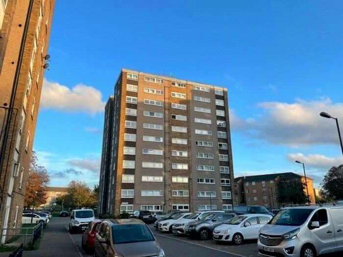 1 Bedroom Studio For Sale In Gurnell Grove, London, W13