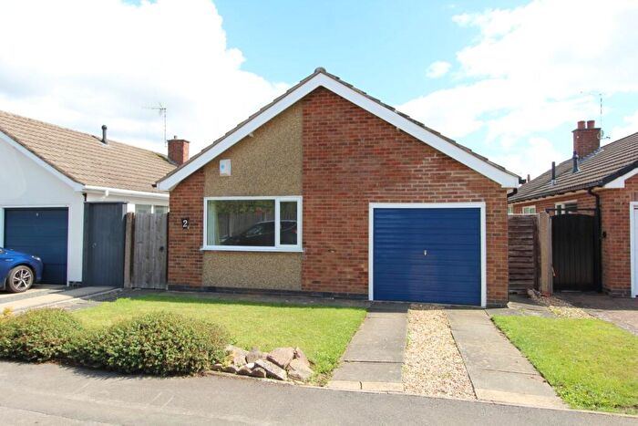 2 Bedroom Detached Bungalow For Sale In Ashleigh Drive, Lutterworth, LE17