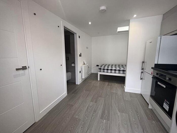 Studio To Rent In Bligh's Yard, North Lane, Canterbury, CT2