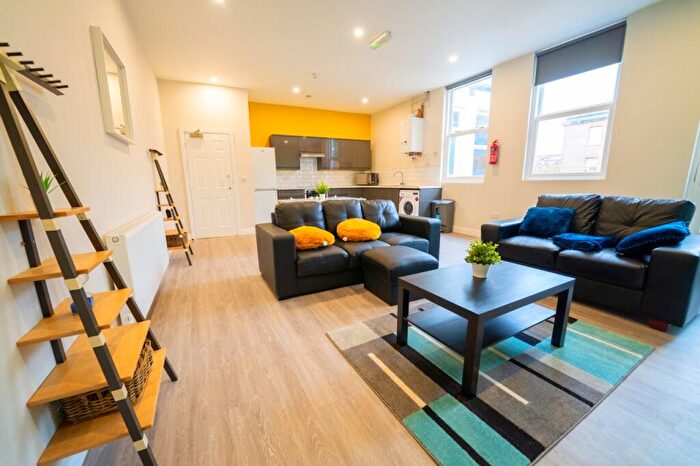 4 Bedroom Flat To Rent In C West Street, Sheffield, S1