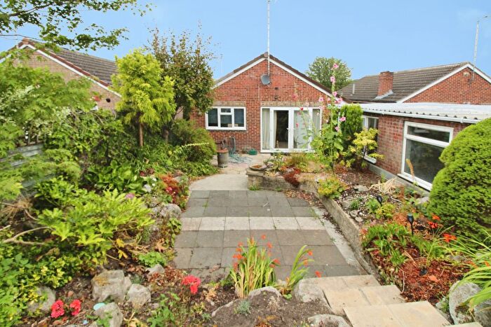3 Bedroom Bungalow For Sale In Main Road, Sheffield, S21
