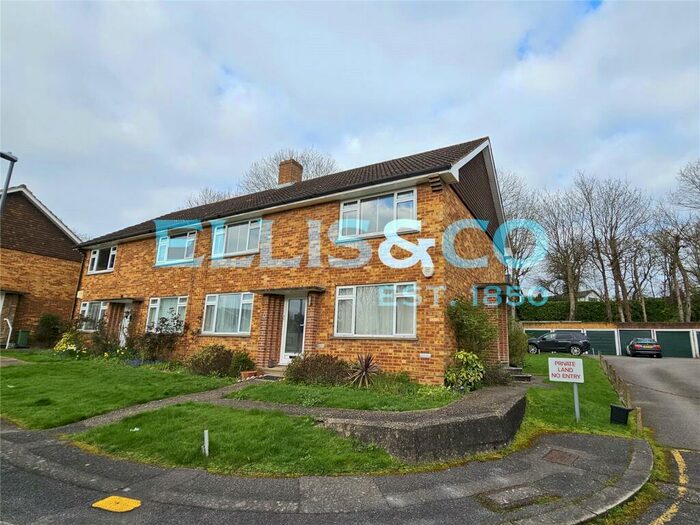 2 Bedroom Apartment To Rent In Hill Close, Stanmore, HA7