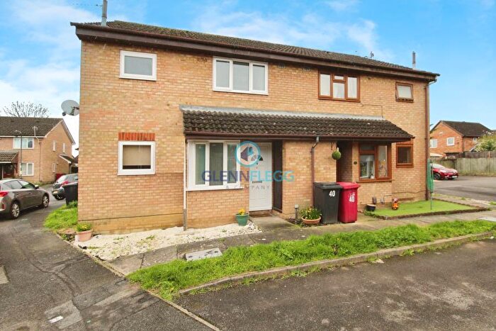 1 Bedroom Terraced House To Rent In Bader Gardens, Slough., SL1