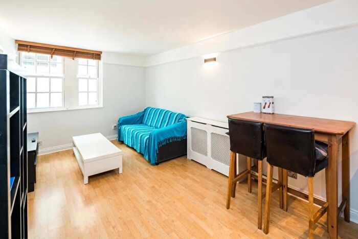 1 Bedroom Flat To Rent In Cleveland Grove, London, E1
