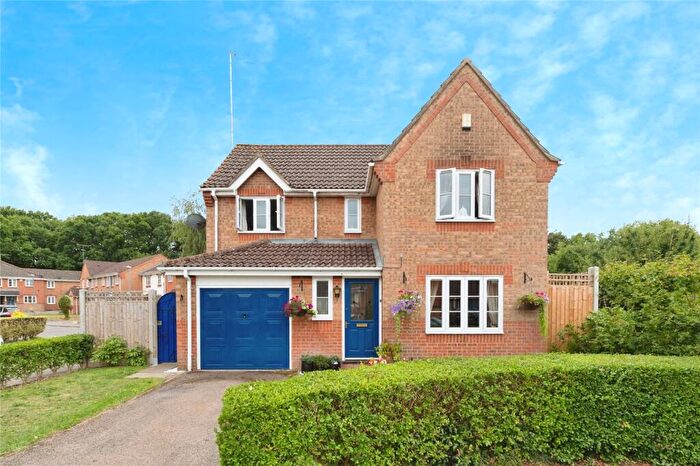 4 Bedroom Detached House For Sale In Langley Place, Billericay, Essex, CM12