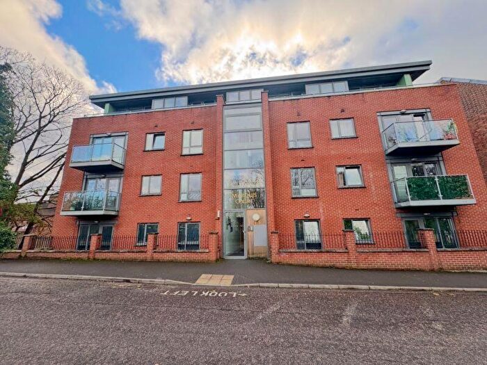 2 Bedroom Flat To Rent In Marquis Court, Epsom, KT19