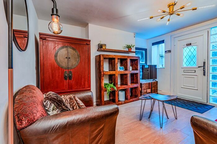 1 Bedroom Flat To Rent In Campbell Street, Bristol, BS2