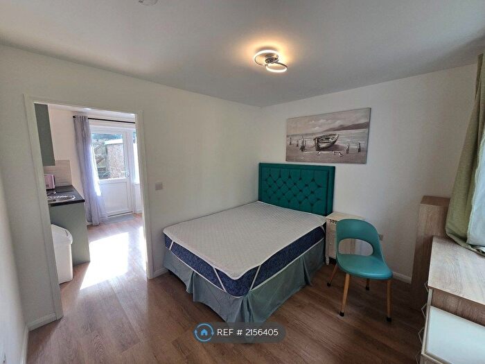 1 Bedroom Flat To Rent In Harborne, Birmingham, B17