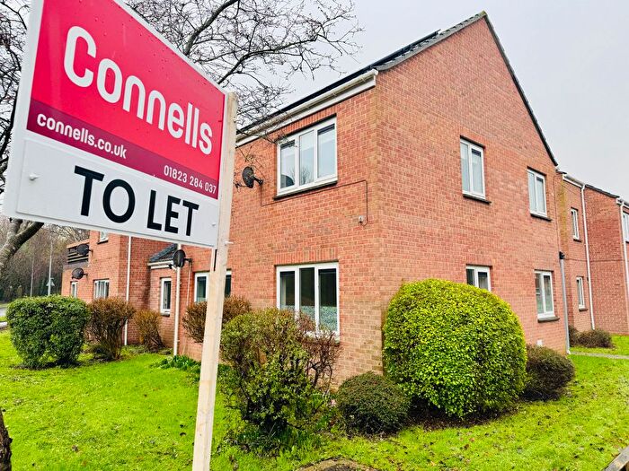 2 Bedroom Flat To Rent In Haywood Road, Taunton, TA1