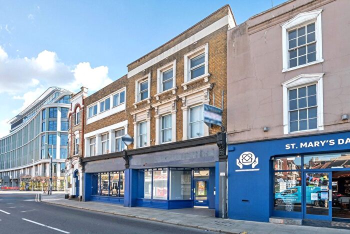 1 Bedroom Studio For Sale In Eden Street, Kingston Upon Thames, KT1