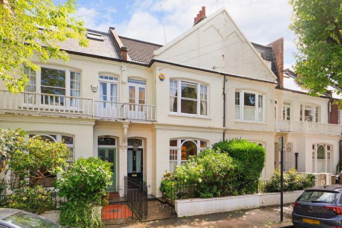 4 Bedroom Terraced House For Sale In Bettridge Road, Parsons Green, London, SW6