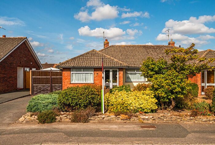 3 Bedroom Bungalow For Sale In Berwick Road, Bishops Cleeve, Cheltenham, Gloucestershire, GL52