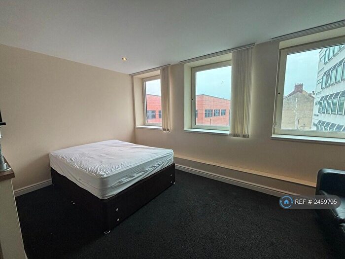 1 Bedroom Flat To Rent In Young Street, Doncaster, DN1