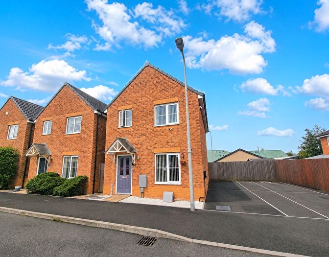 3 Bedroom Detached House For Sale In Llys Tre Dwr, Waterton, CF31