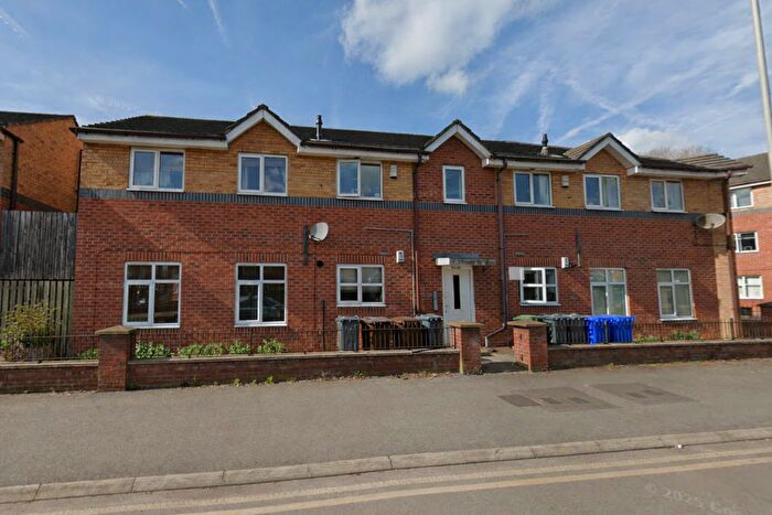 2 Bedroom Flat To Rent In Chorlton Road, Manchester, M15