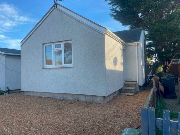 2 Bedroom Bungalow To Rent In Standard Avenue, Clacton-On-Sea, CO15