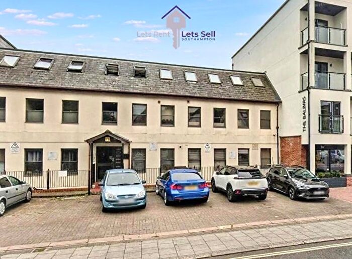 1 Bedroom Flat To Rent In Lowmans House, Portswood, SO17