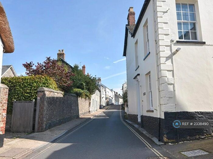 4 Bedroom Semi-Detached House To Rent In Queen Street, Colyton, EX24