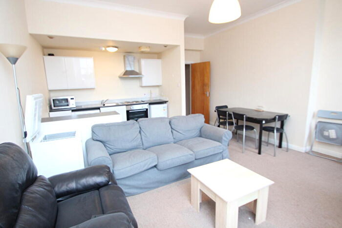 1 Bedroom Flat To Rent In Candleriggs, Glasgow, G1