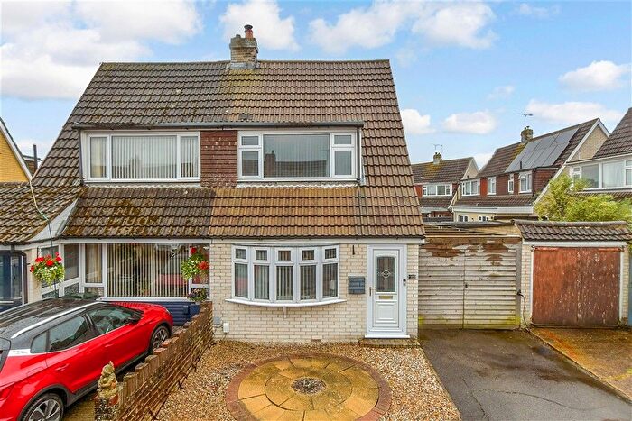 2 Bedroom Semi Detached House For Sale In The Link, Ashford, Kent, TN23