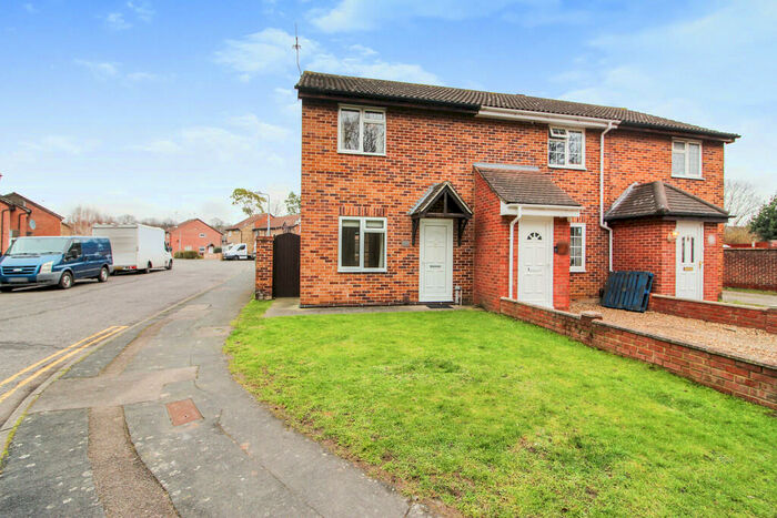 2 Bedroom End Of Terrace House To Rent In Orchis Grove, Badgers Dene, Grays, RM17