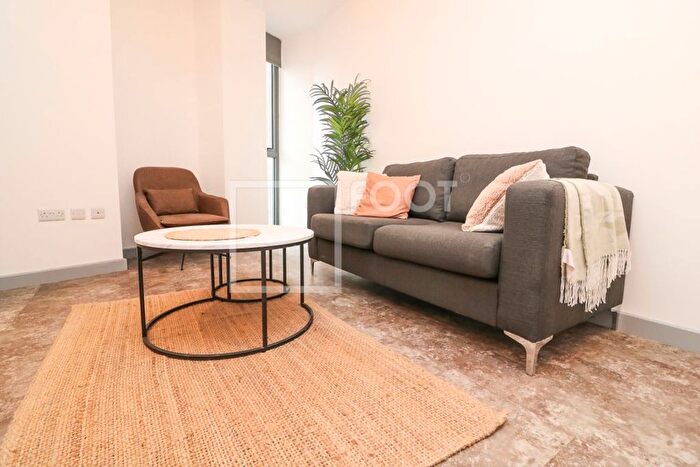 2 Bedroom Flat To Rent In Highpoint, Exclusive Luxury Apartments, BD1