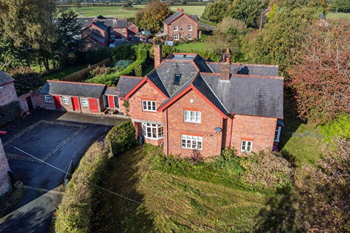 5 Bedroom Detached House For Sale In Black Moss Road, Dunham Massey, Altrincham, WA14
