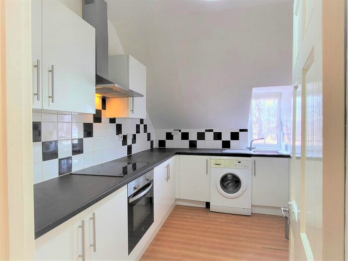 2 Bedroom Flat To Rent In St Albans Road, Watford, WD24