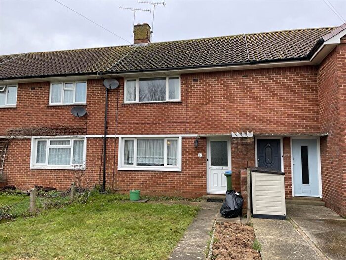 2 Bedroom Terraced House To Rent In Manning Road, Wick, Littlehampton, BN17