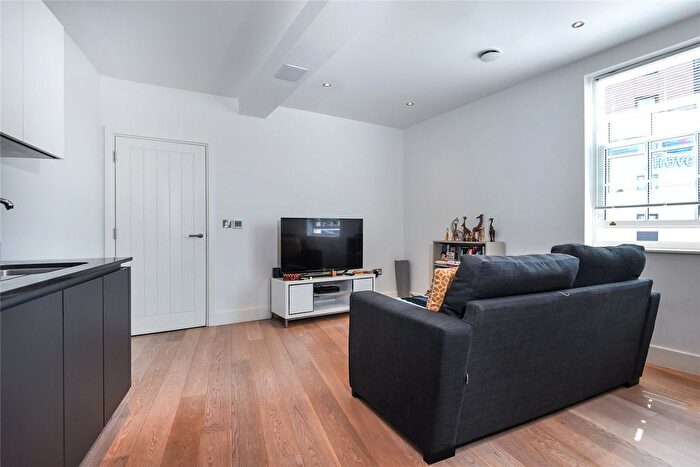 1 Bedroom Flat To Rent In The Glassworks, London, SE8