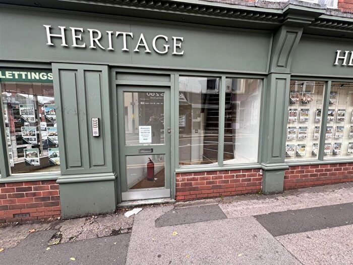 2 Bedroom Flat To Rent In High Street, Kings Heath, Birmingham, B14