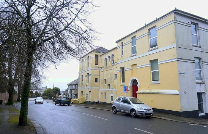 1 Bedroom Flat To Rent In Seymour Road, Mannamead, Plymouth, PL3