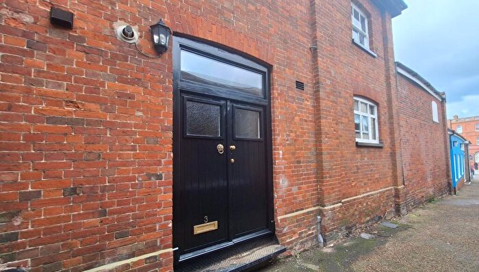 2 Bedroom Terraced House To Rent In Green Dragon Lane, IP20
