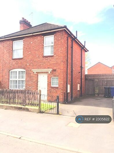 2 Bedroom Semi-Detached House To Rent In Gordon Street, Burton-On-Trent, DE14