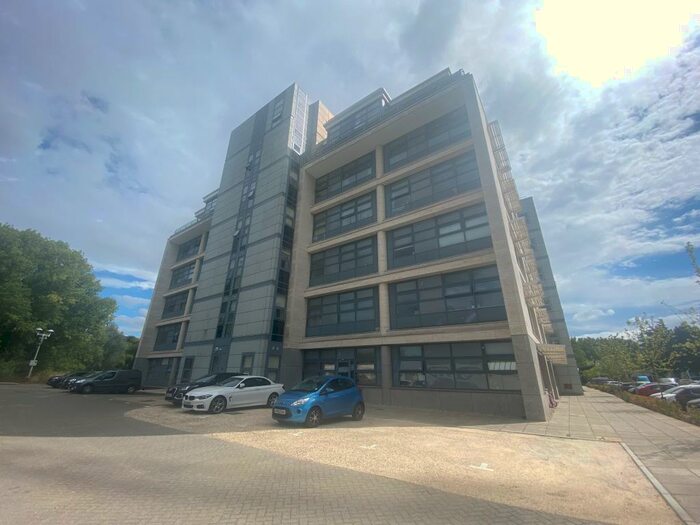 Flat To Rent In Edinburgh Gate, Harlow, CM20
