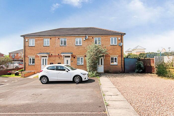 2 Bedroom Terraced House To Rent In Kingsbury Court, Longbenton, NE12