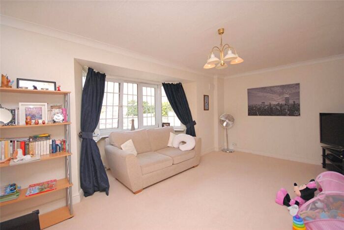 2 Bedroom House To Rent In Alan Court, - Vanbrugh Park Road, London, SE3