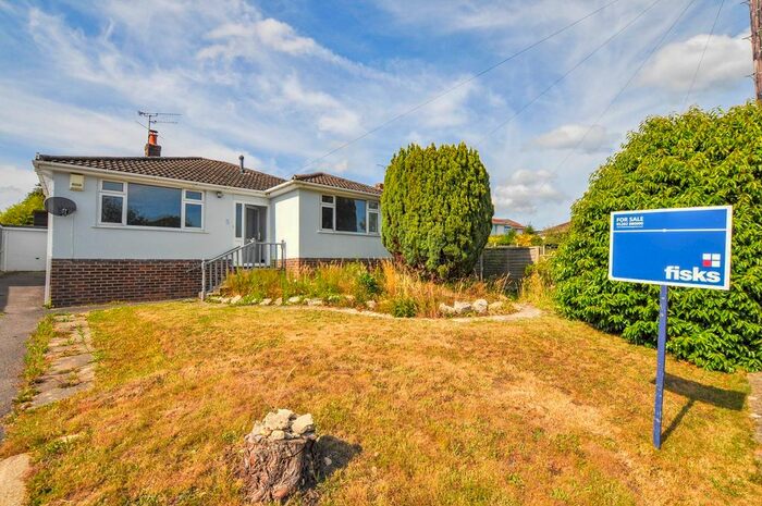 3 Bedroom Bungalow To Rent In Lawns Close, Wimborne, BH21