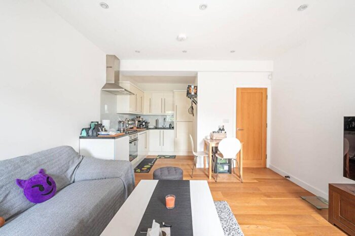 1 Bedroom Flat For Sale In Malborough House, Hampstead, London, NW3