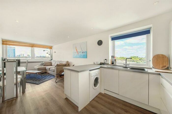 2 Bedroom Flat To Rent In Austin Road, SW11