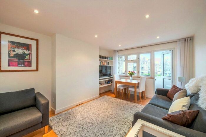 1 Bedroom Flat To Rent In Stanton Road, Barnes, SW13