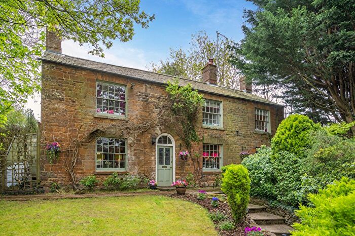 3 Bedroom Detached House For Sale In Woodford Road Byfield, Daventry, NN11