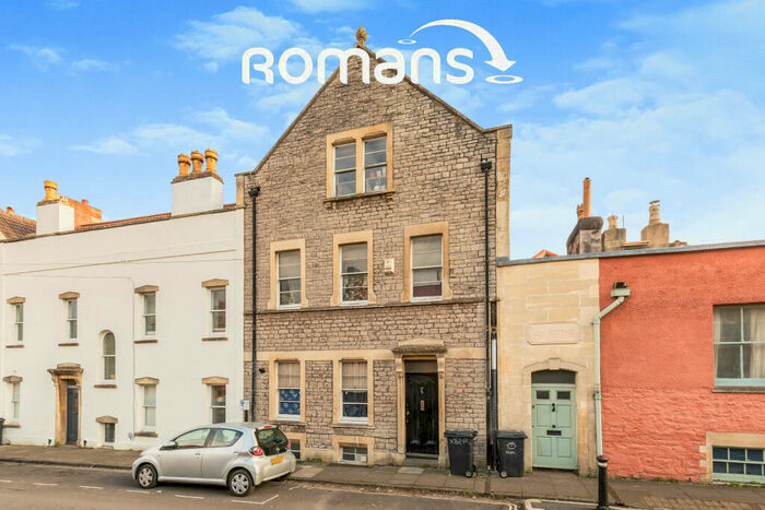 6 Bedroom Terraced House To Rent In Fairfield Road, Montpelier, BS6