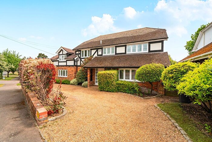5 Bedroom Detached House For Sale In Gills Hill Lane, Radlett, WD7