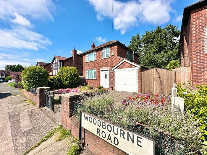 3 Bedroom Detached House For Sale In Woodbourne Road, Sale, Cheshire, Greater Manchester, M33