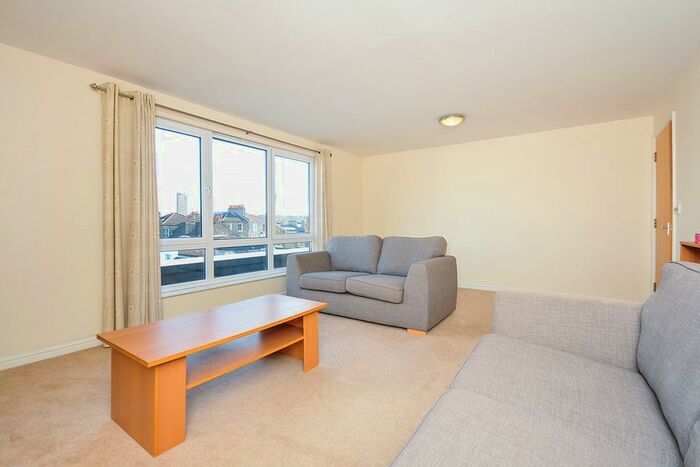 1 Bedroom Flat To Rent In Effra Parade, London, SW2