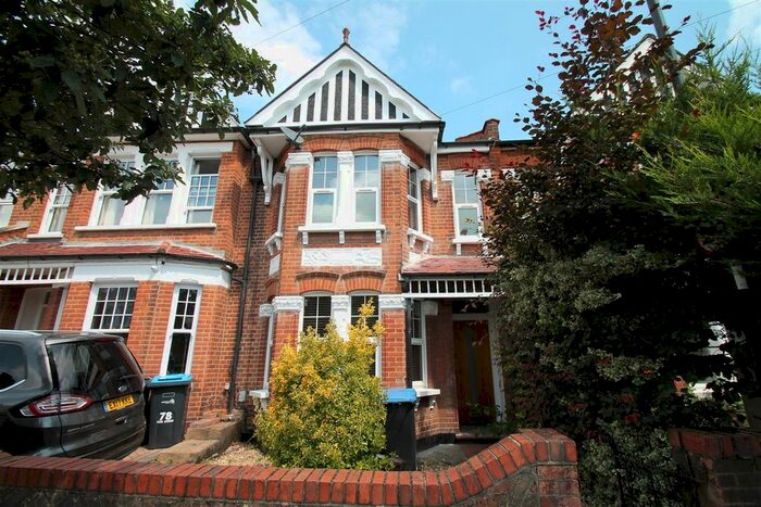 4 Bedroom Terraced House To Rent In Park Avenue, Palmers Green, London, N13